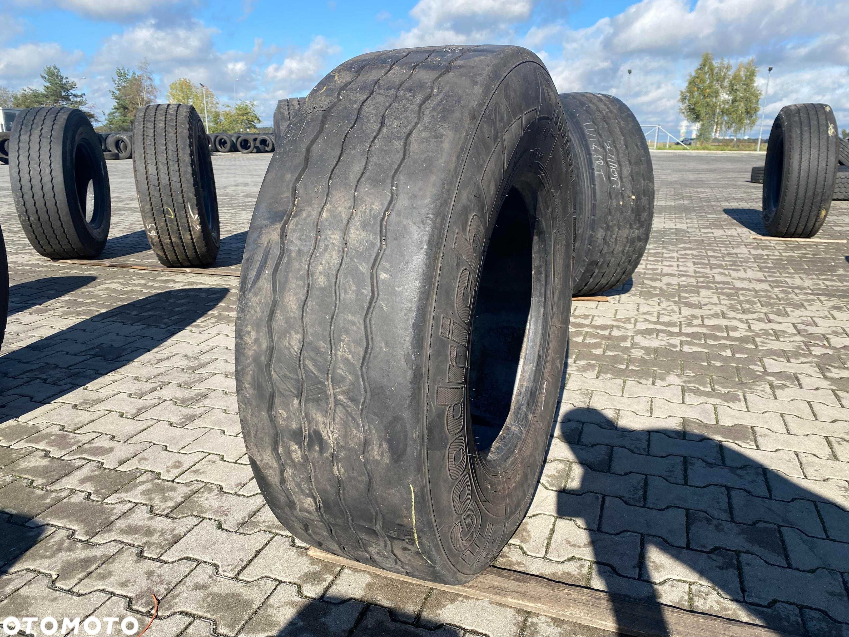 385/65R22.5 Opona BFGOODRICH CROSS CONTROL T 5-6mm Naczepa - 1