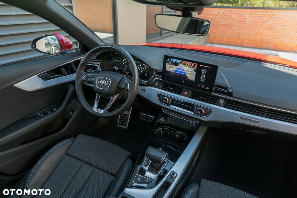 Audi A4 Avant 40 TFSI quattro S tronic S line - 5