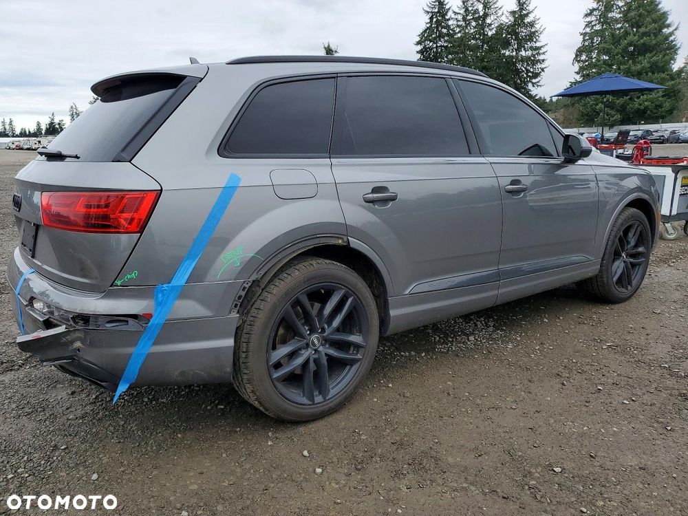 Audi Q7 3.0 TFSI Quattro Tiptronic - 4