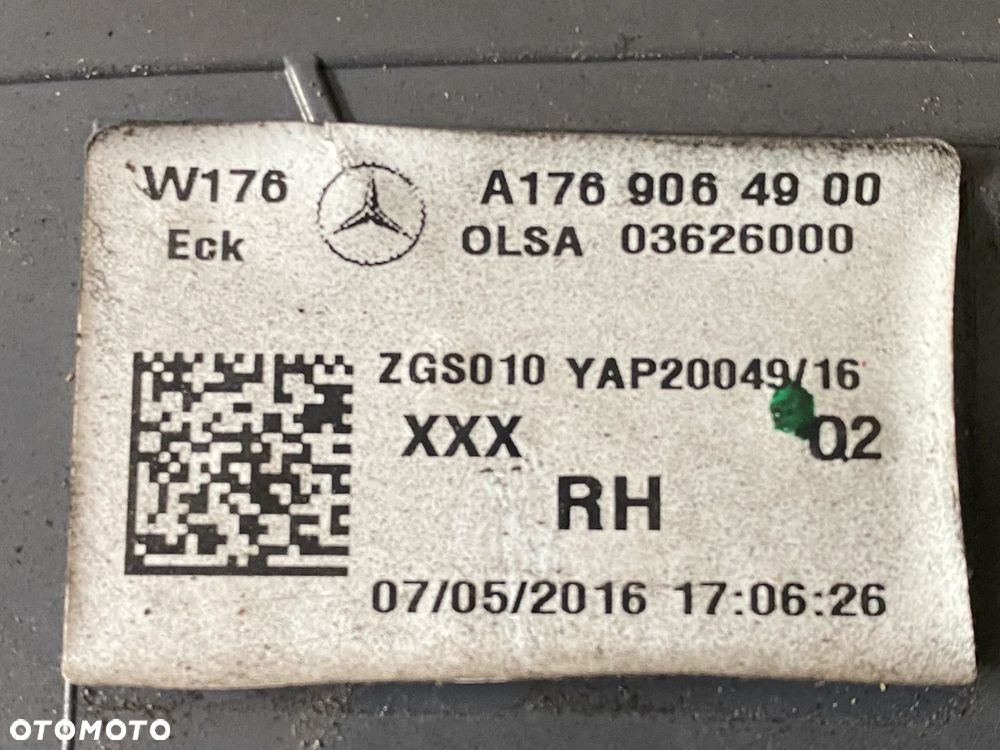 MERCEDES 176 lift lampa tylna prawa lewa kompletA 1769064900 - 7