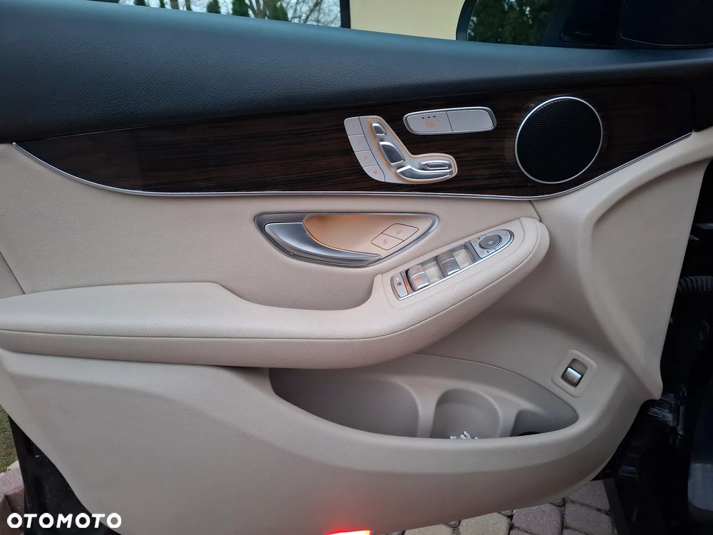 Mercedes-Benz GLC 250 4-Matic - 13