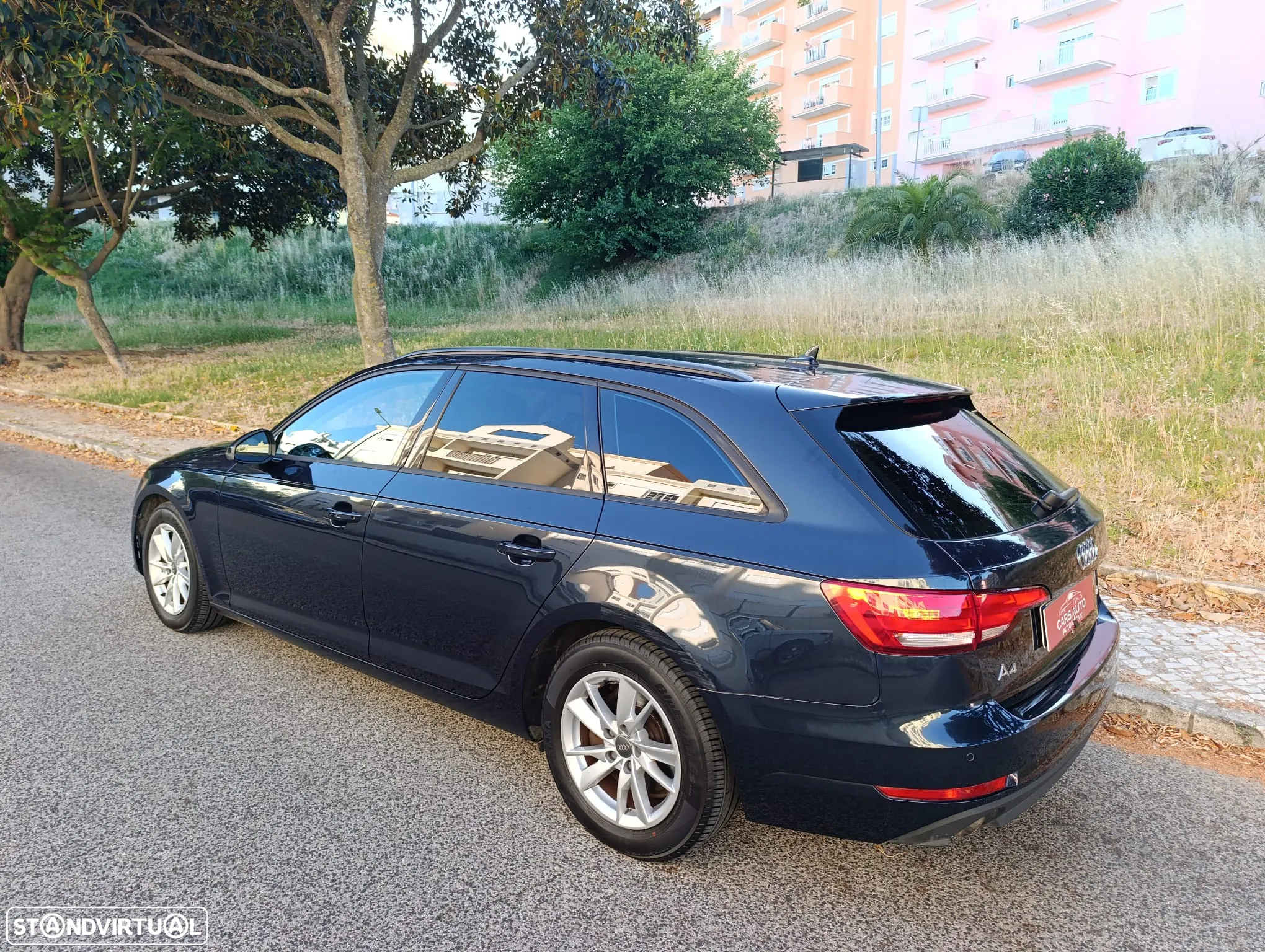 Audi A4 Avant 2.0 TDI exclusive - 9