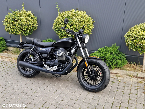 Moto Guzzi V9
