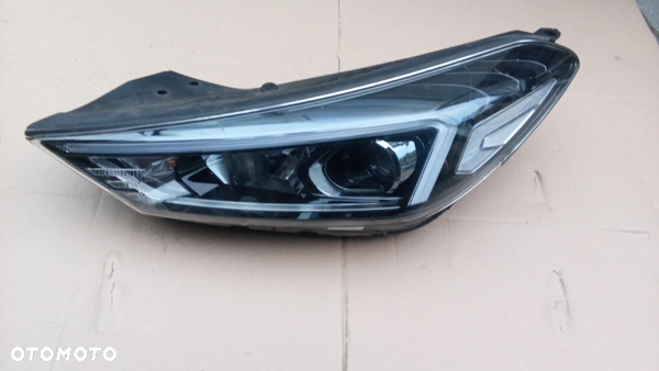 Lampa lewa zwykła Hyundai Tucson 3 III Lift Europa bdb stan