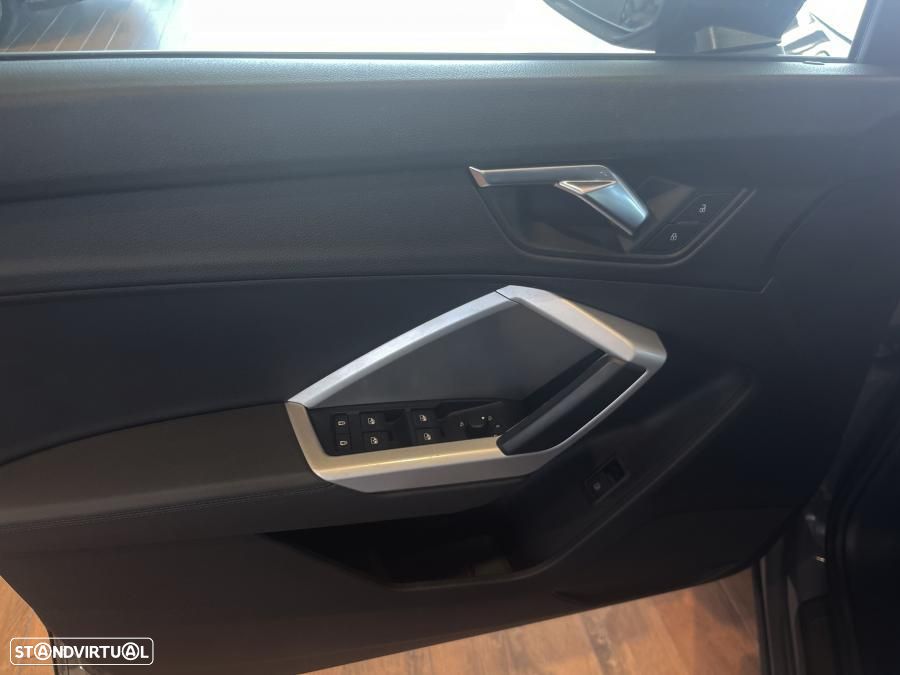 Audi Q3 45 TFSIe S tronic - 27