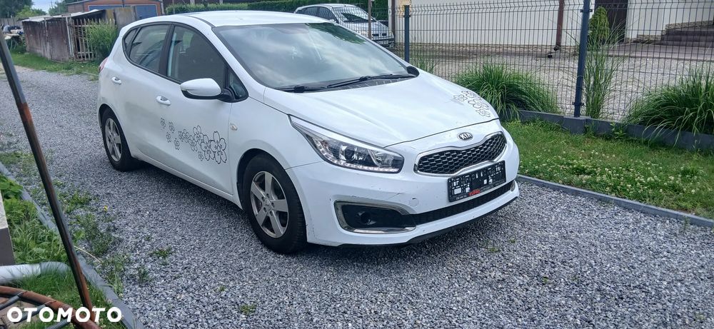 Kia Ceed 1.4 CVVT Attract - 3