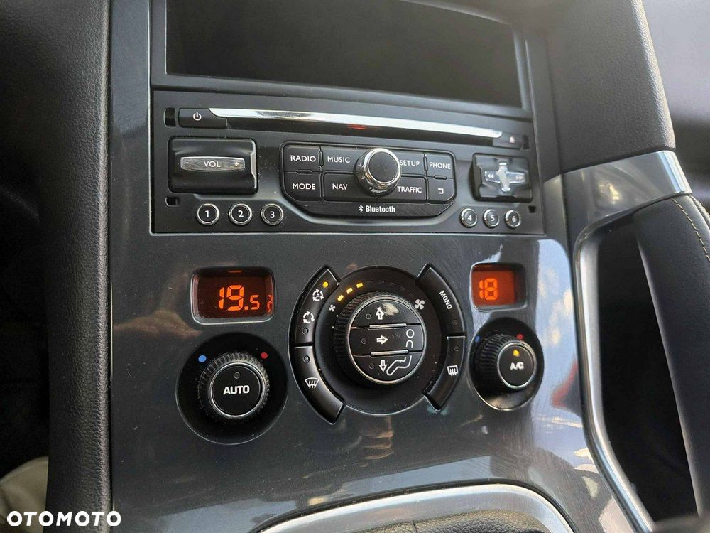 Peugeot 3008 - 9