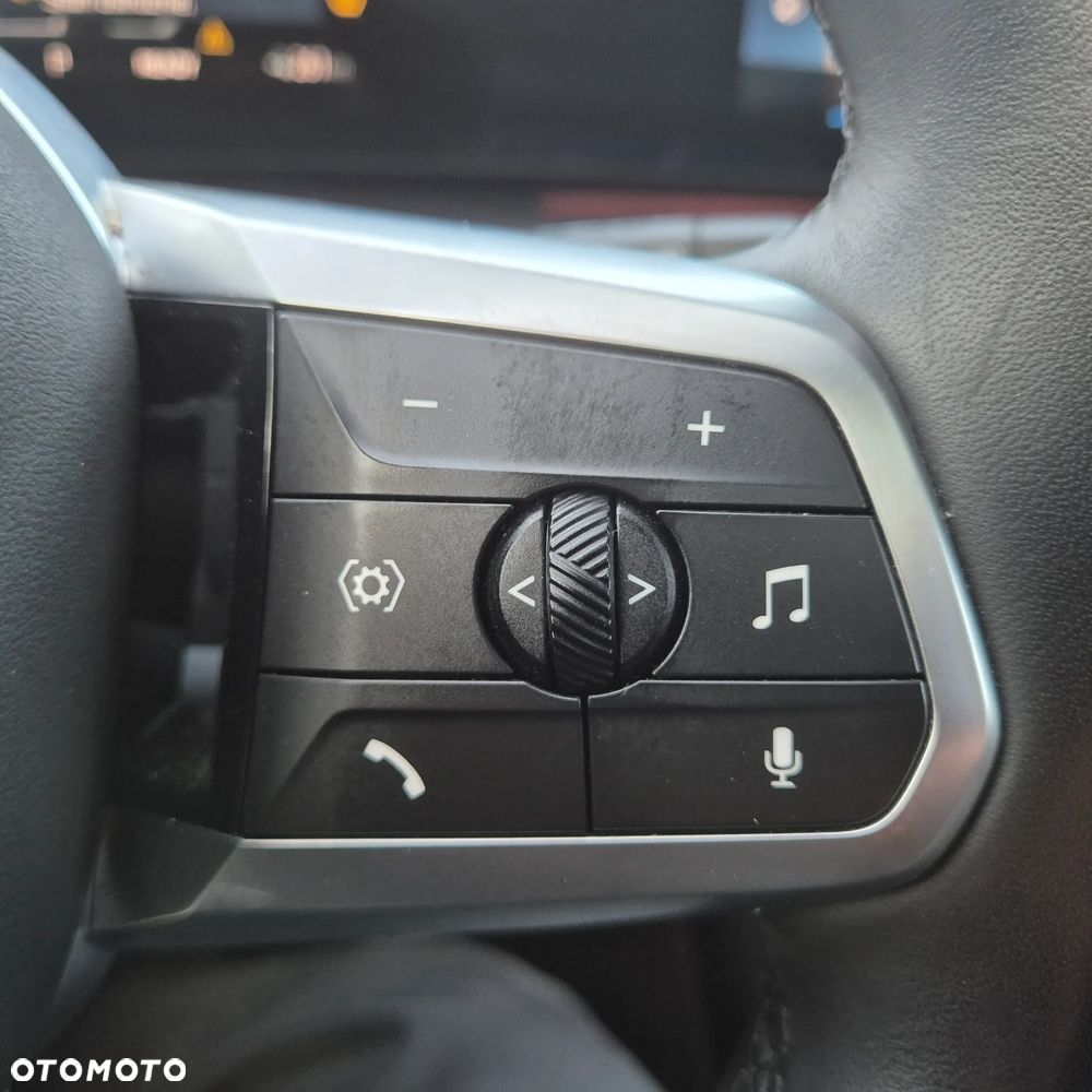 BMW iX1 xDrive30 M Sportpaket - 27