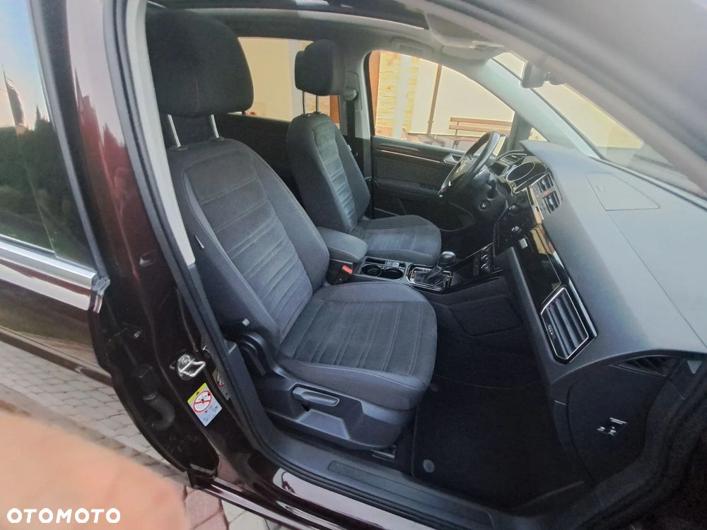 Volkswagen Touran 1.4 TSI (BlueMotion Technology) DSG Highline - 18