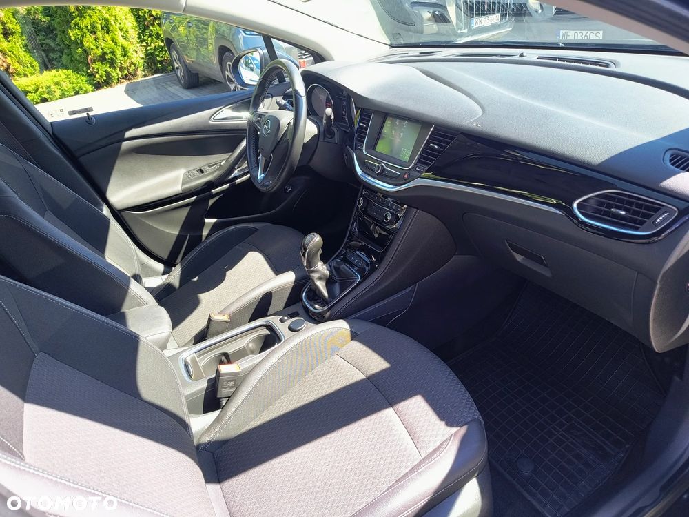 Opel Astra 1.6 T Elite S&S - 13