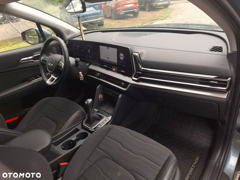 Kia Sportage 1.6 T-GDI Business Line 2WD - 29