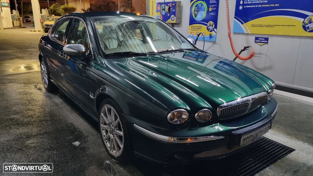 Jaguar X-Type SW 2.5 V6 Executive Aut. - 1