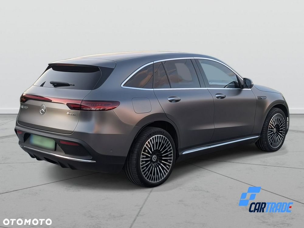 Mercedes-Benz EQC - 6