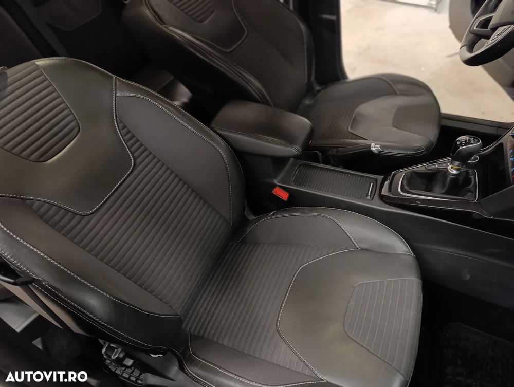 Ford Focus 2.0 TDCI Titanium - 9