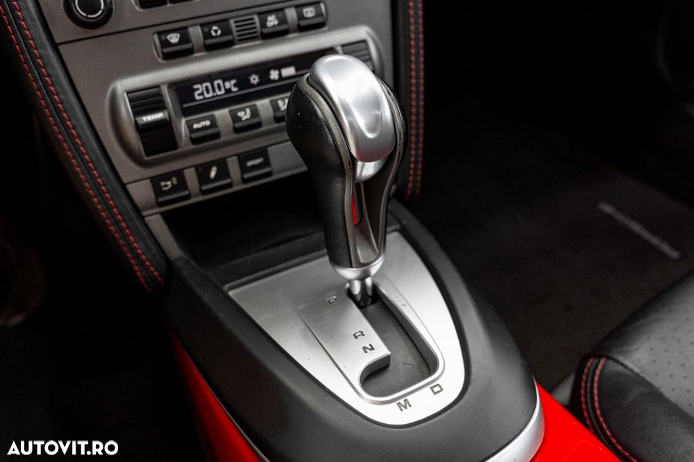 Porsche 911 - 33