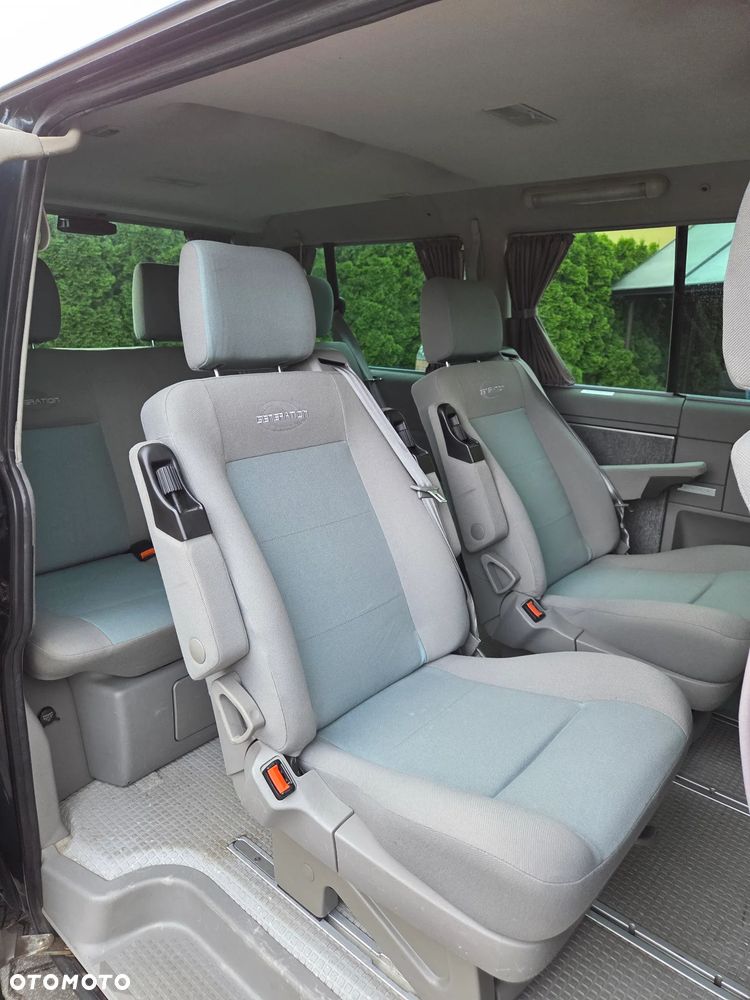Volkswagen Multivan - 34