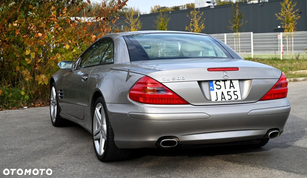 Mercedes-Benz SL - 16