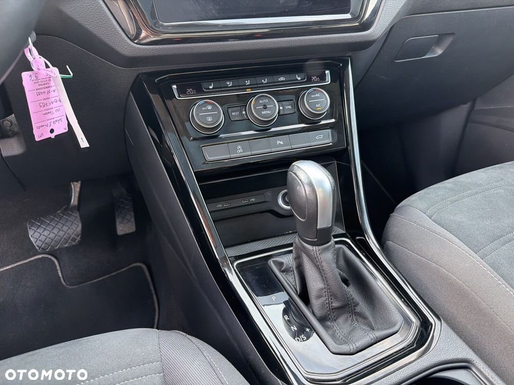 Volkswagen Touran 1.5 TSI EVO Highline DSG - 19