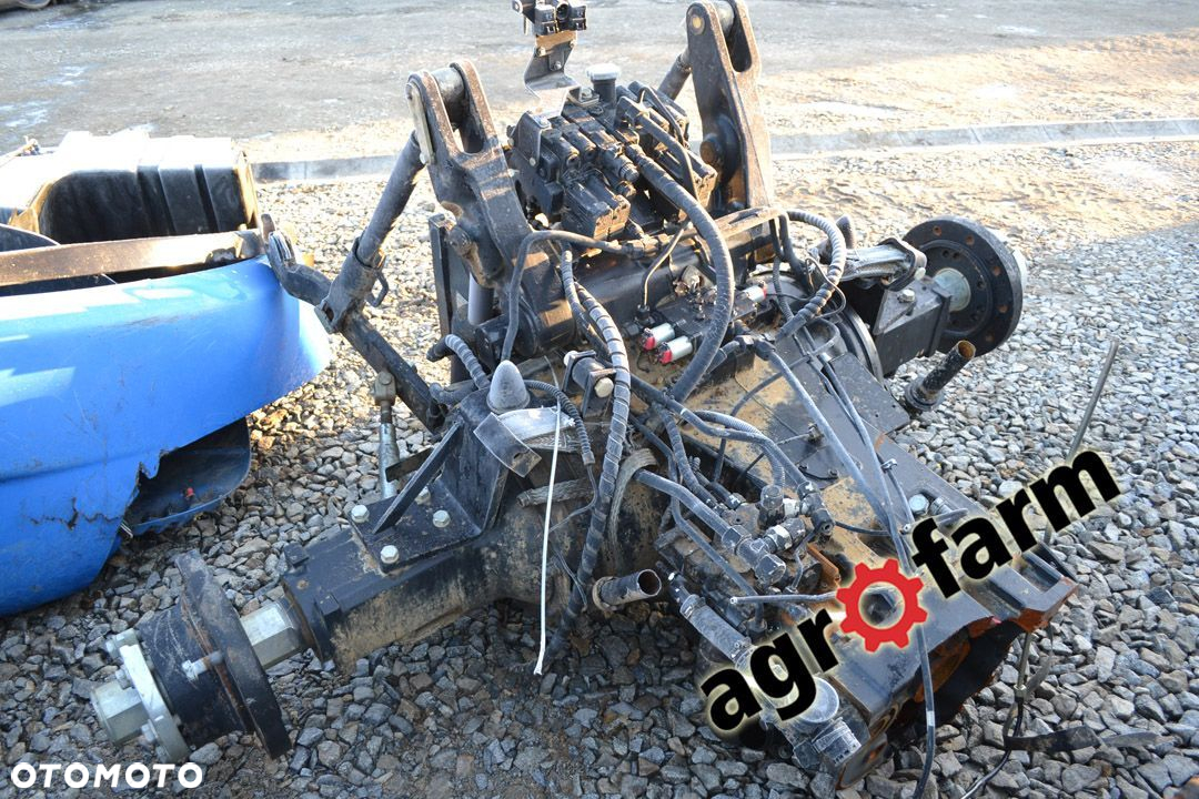 New Holland części używane T7040 T7050 T7030 silnik most skrzynia zwolnica piasta zębatka układ - 4