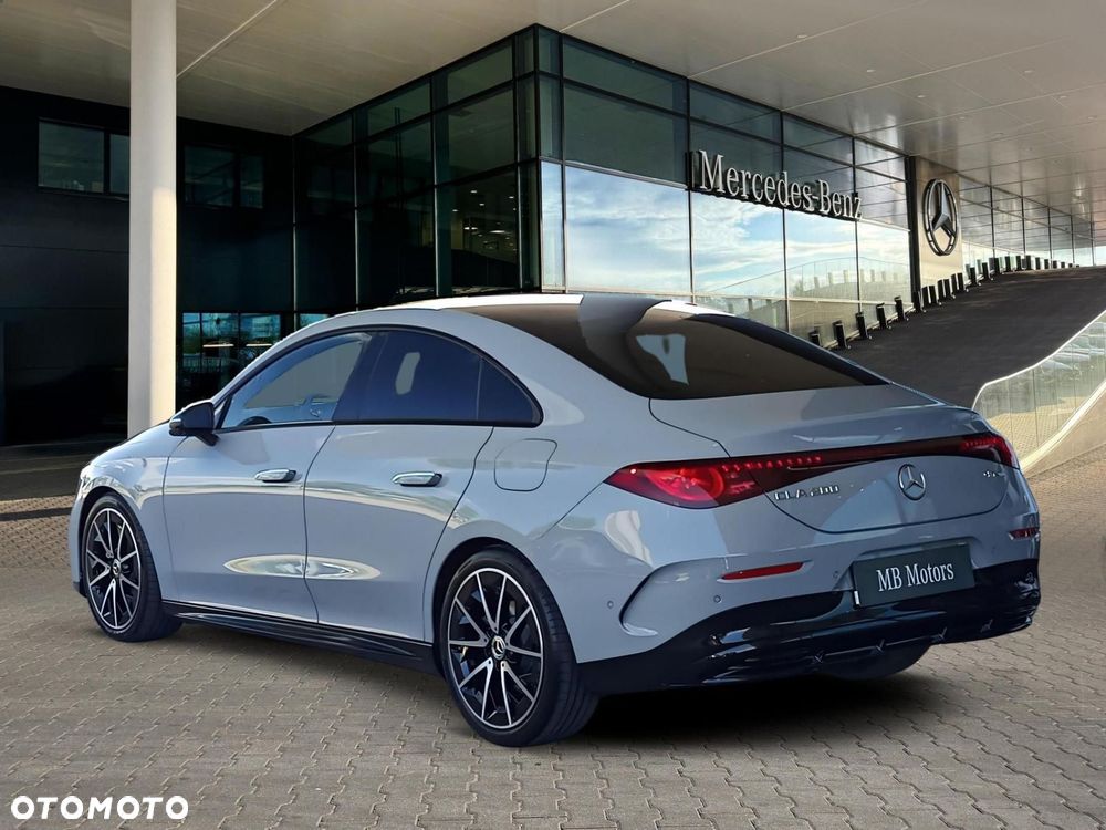 Mercedes-Benz CLA - 9
