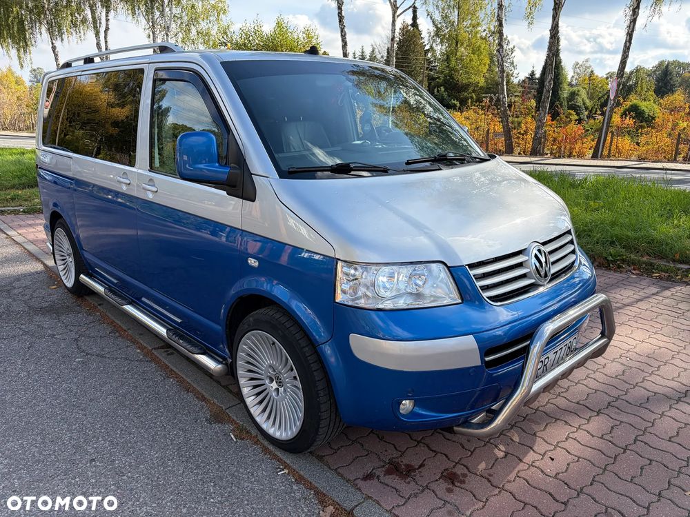 Volkswagen Multivan - 7