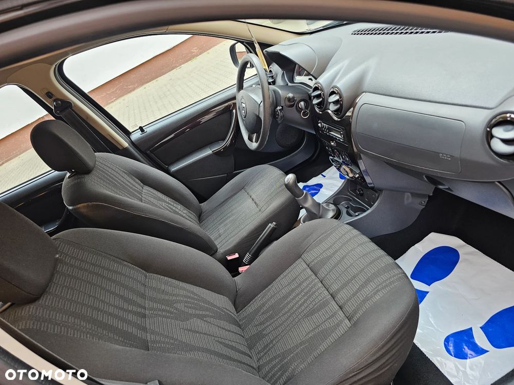 Dacia Duster 1.6 Ambiance Eco - 10