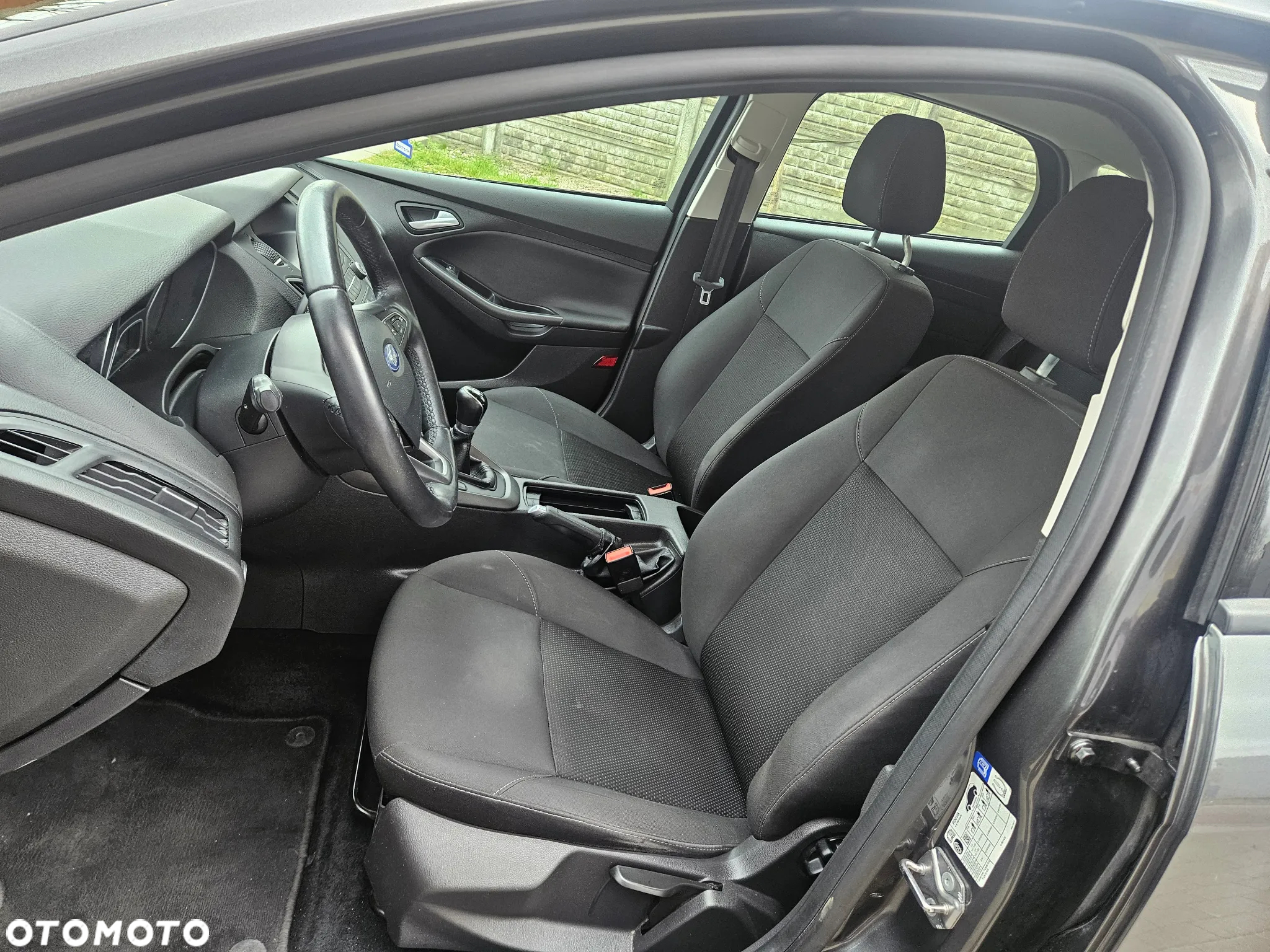 Ford Focus 1.0 EcoBoost Active Business - 30