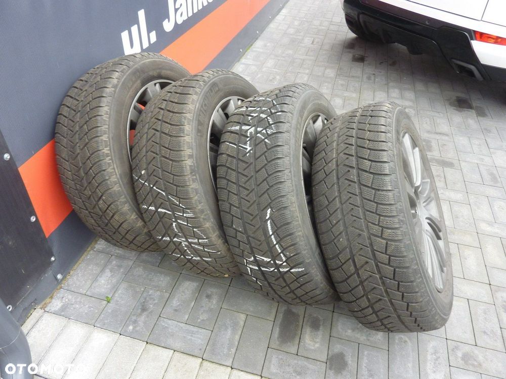 Land Rover Range Rover Evoque - 39