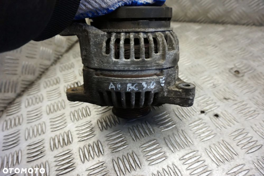 ALTERNATOR A4 B6 3.0 V6  AUDI 2000-2006 - 4