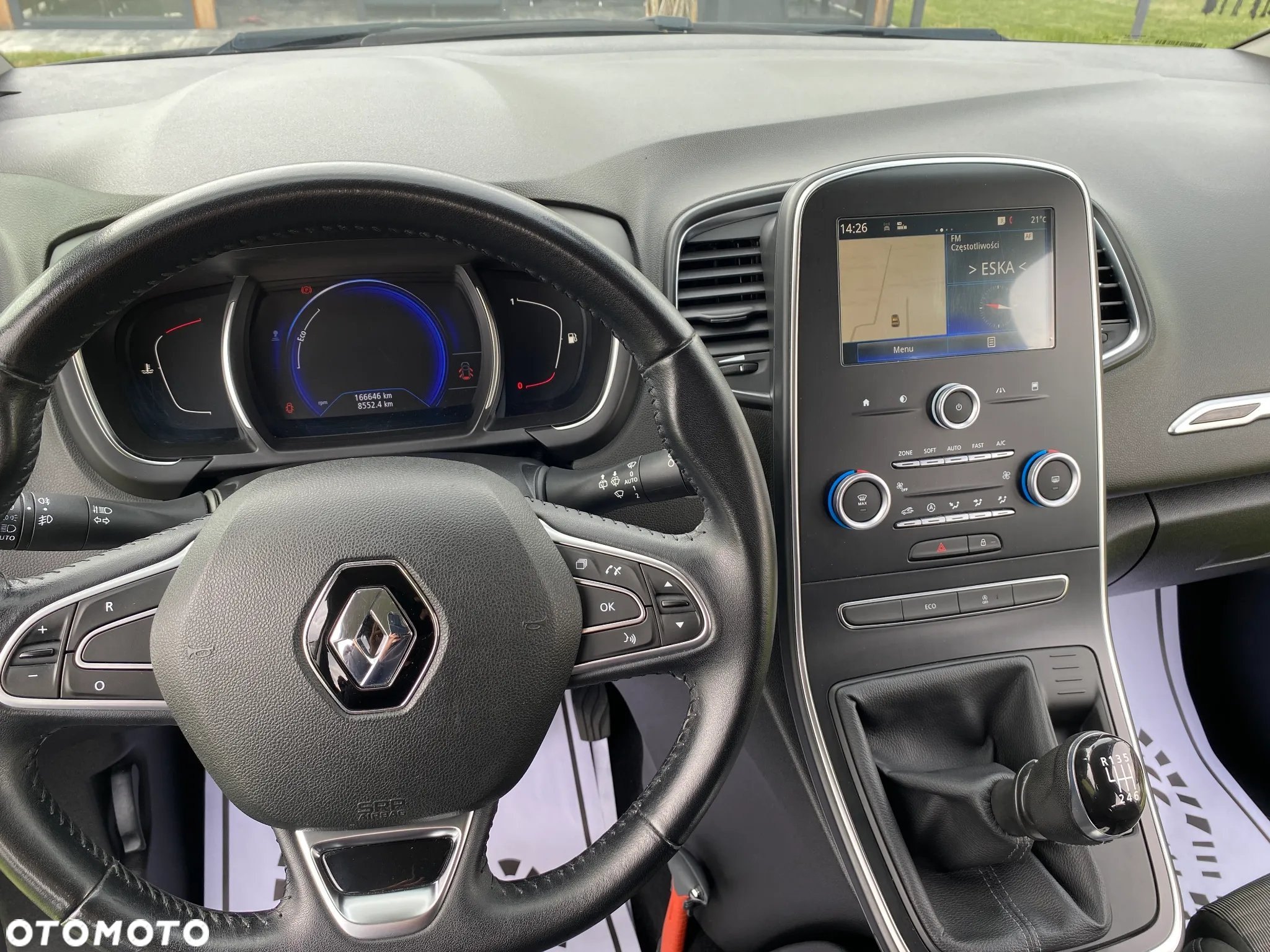 Renault Scenic - 40