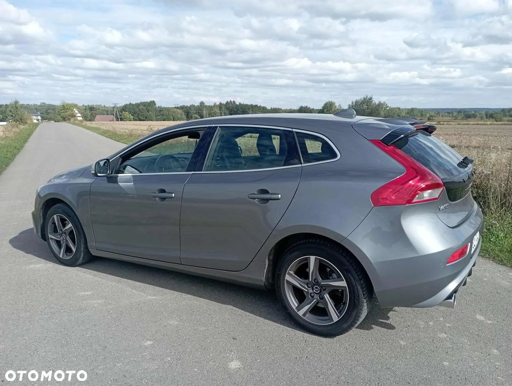 Volvo V40 D2 RDesign - 11