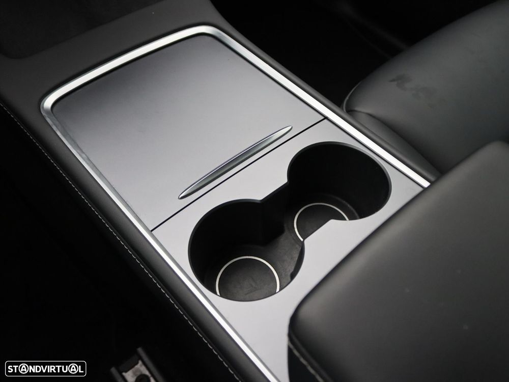 Tesla Model Y RWD - 20