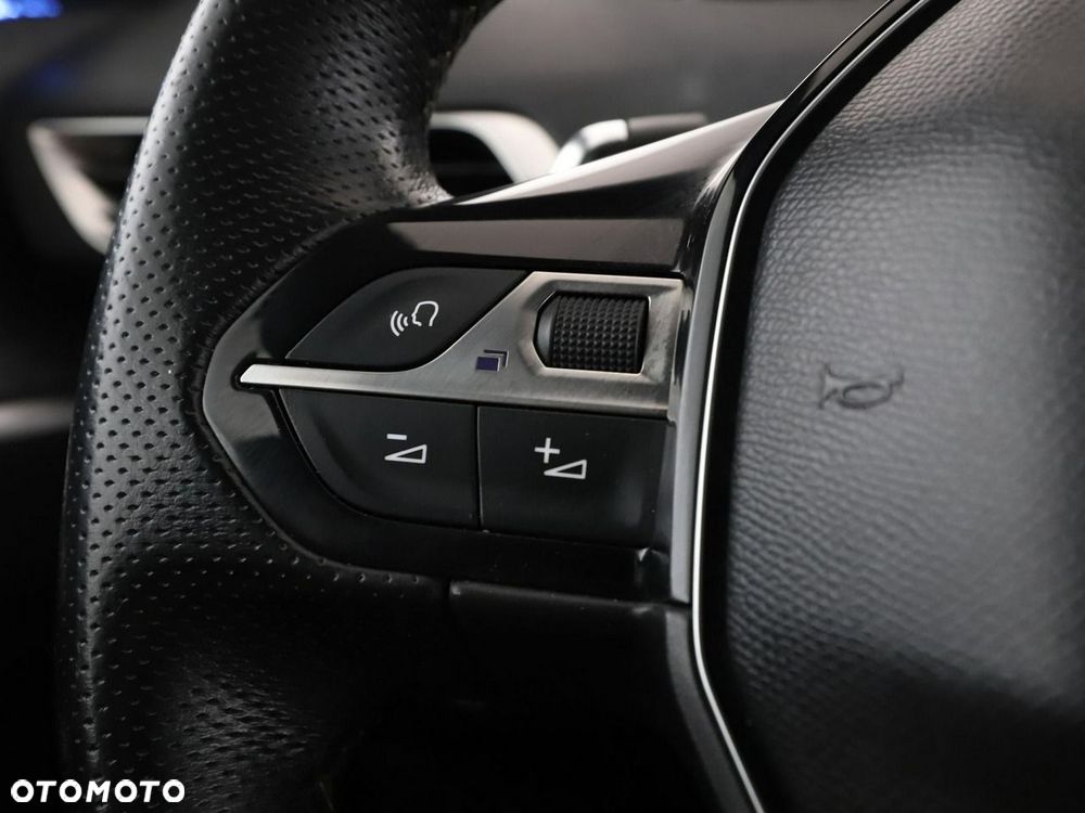 Peugeot 3008 2.0 BlueHDi GT S&S EAT8 - 33