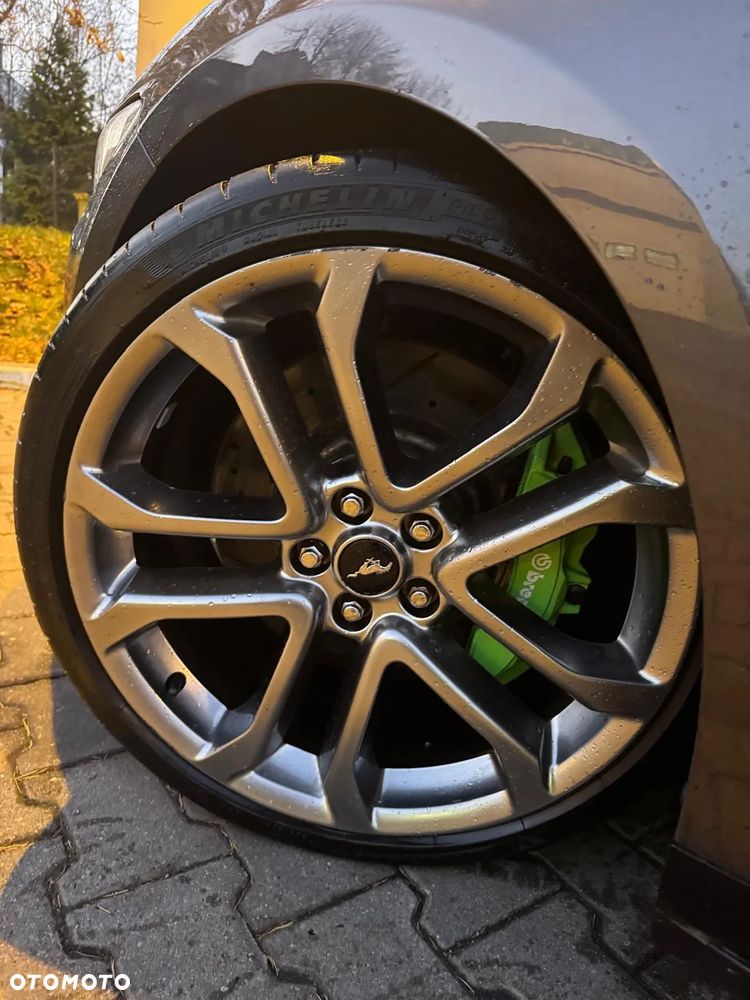 Ford Mustang 5.0 V8 GT - 10