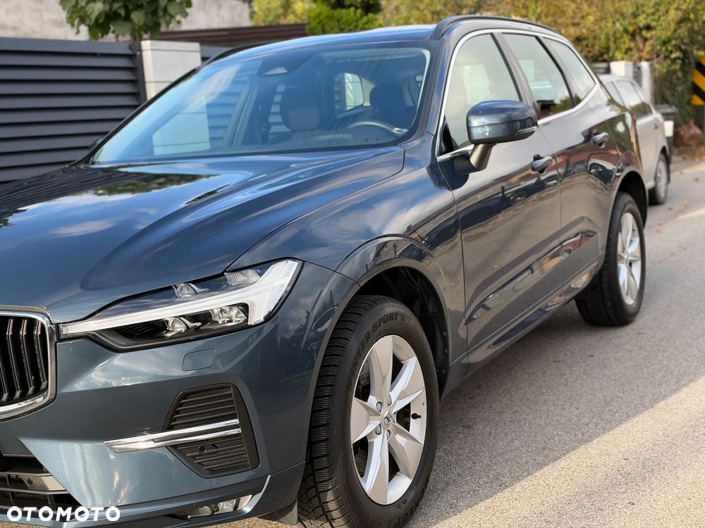 Volvo XC 60 B4 B Momentum Pro - 38