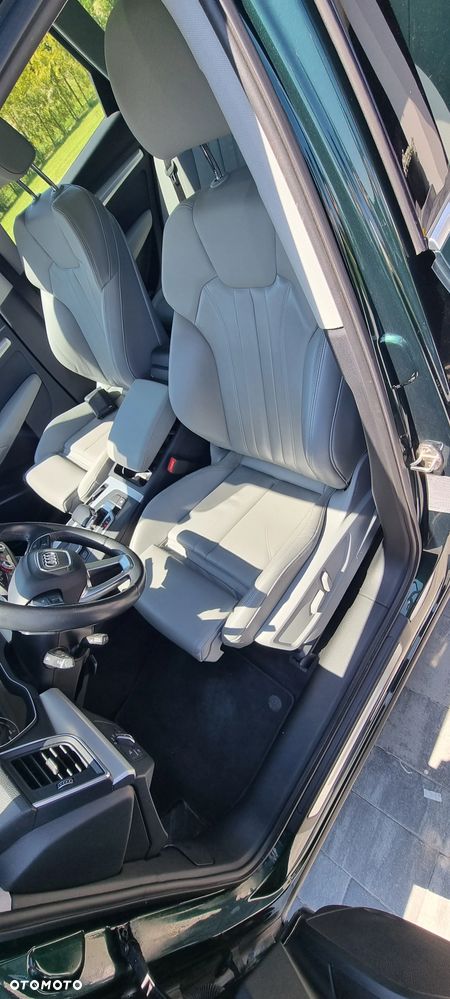 Audi Q5 35 TDI Quattro S tronic design - 4