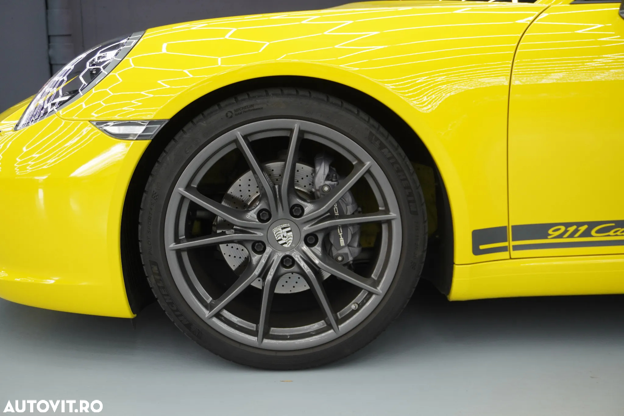 Porsche 911 Carrera PDK - 5