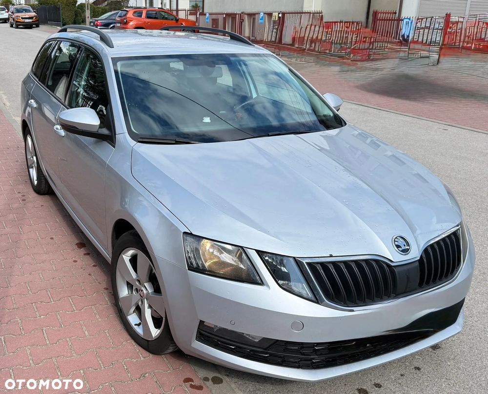 Skoda Octavia - 3