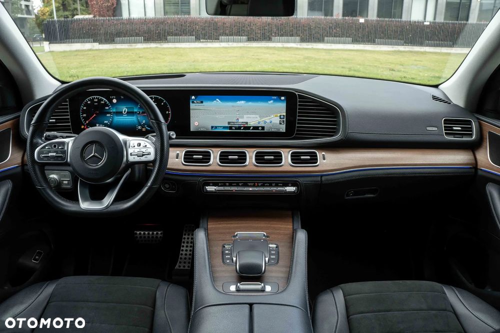 Mercedes-Benz GLE 300 d 4Matic 9G-TRONIC AMG Line - 3