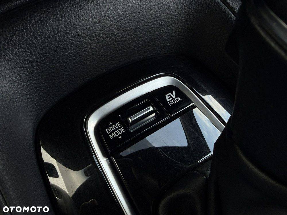 Toyota Corolla 1.8 Hybrid Comfort - 26