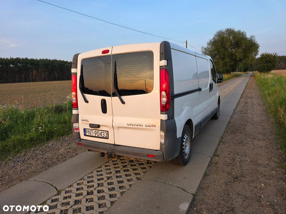 Opel Vivaro - 3