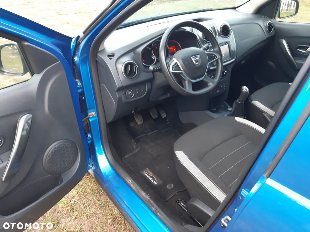 Dacia Sandero TCe 90 Laureate - 11