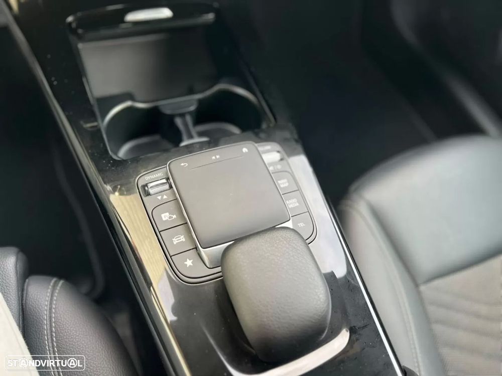 Mercedes-Benz A 250 e Style Plus - 13