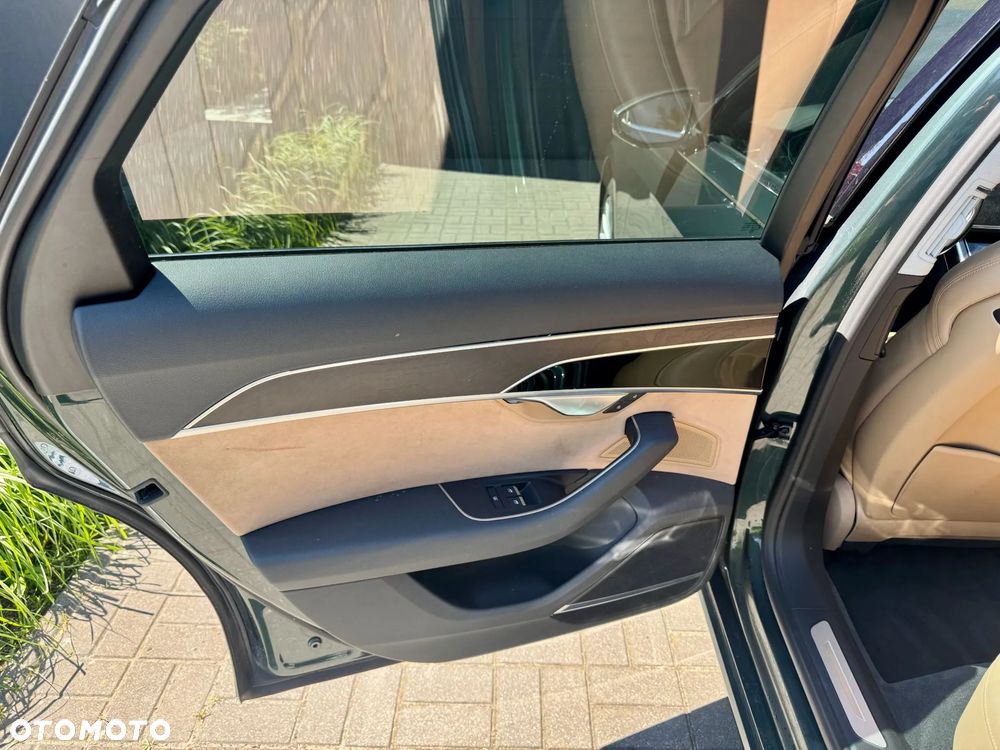 Audi A8 55 TFSI mHEV Quattro Tiptr - 17