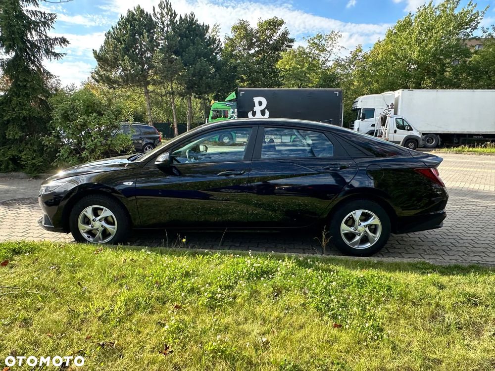 Hyundai Elantra 1.6 Modern CVT - 6
