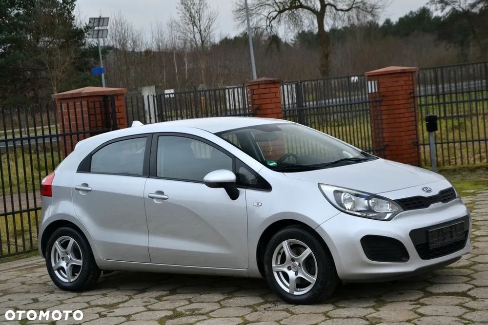 Kia Rio 1.4 Spirit - 12