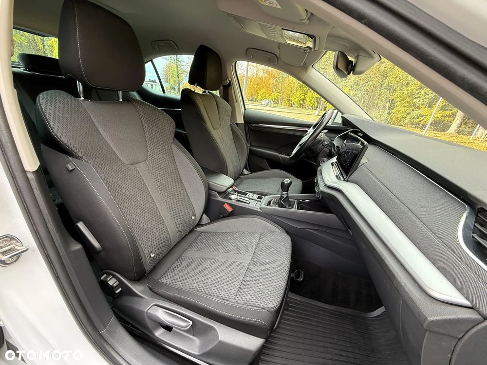 Skoda Octavia 1.5 TSI ACT Style - 23