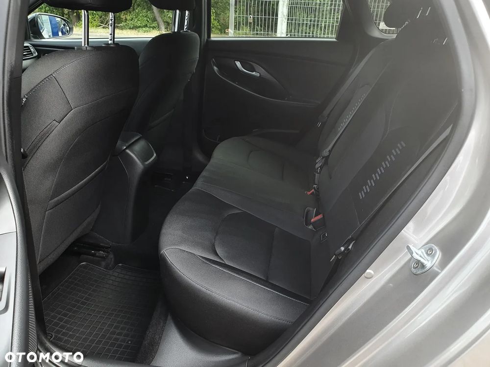 Hyundai i30 1.4 T-GDI GO Plus - 13