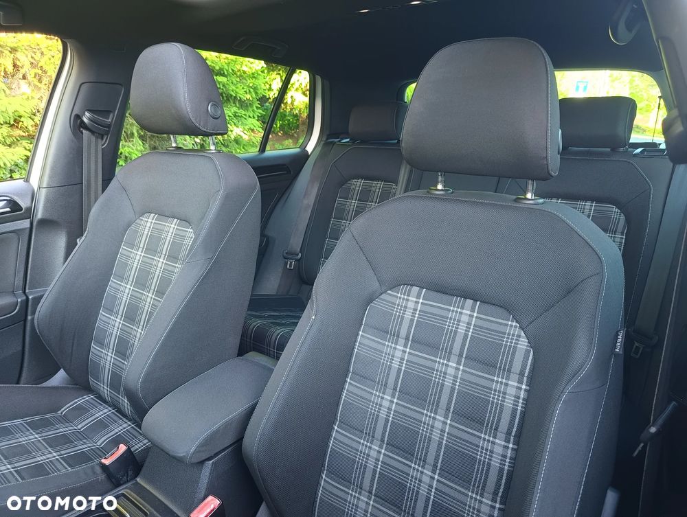 Volkswagen Golf GTD 2.0 TDI SCR DSG - 7