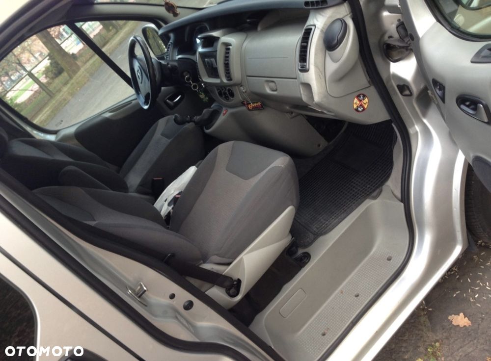 Opel Vivaro - 4
